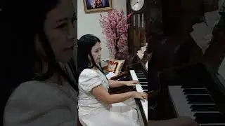 PIANO VIRAL LOVE IS BLUE DI ACARA KUMPUL2 #video#piano#pianomusic#pianocover#pianovibes#pianoviral