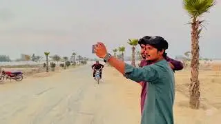 Iphone's Security - wait for end.😂 (4 IDIOT ) #funny #comedy #unfrezzmyaccount #4idiots #viralvideo
