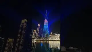Dubai Burj fountain area 2