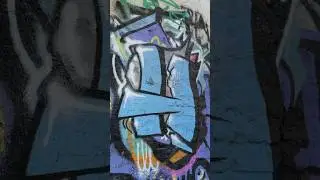 How to Letter &bdquo;H&ldquo; in #graffiti style on a wall. #shorts #trending #letterh