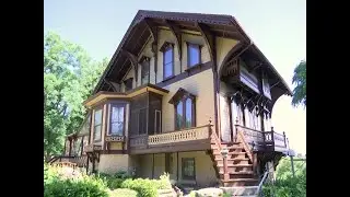 Destination Illinois: Tinker Swiss Cottage