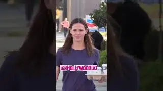 Jennifer Garner Shows Off Her Natural Beauty With No Makeup While Picking Up Her Morning Coffee