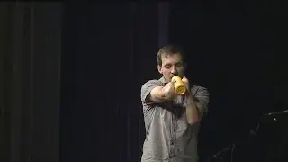 Amputee teaches Hubbard students about overcoming challenges