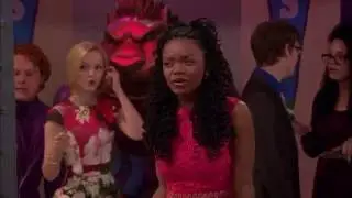 Liv and Maddie | Misverstand | Disney Channel BE