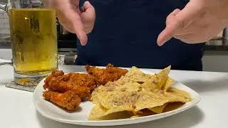 Football Sunday Wings & Nachos