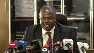 The government is underselling  Safaricom stake.