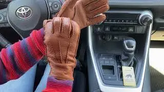 Women's Peccary Leather Gloves - Cashmere Lined - Cognac Color