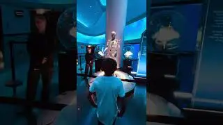 Rohan&rsquo;s interaction with aura the robot at sphere