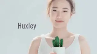 Huxley making film ESSENCE GRAB WATER