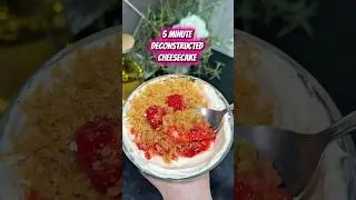 Deconstructed raspberry cheesecake in 5 mins 😍 #cheesecake #desserts #shorts
