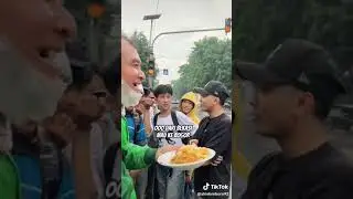 makan gratis bersama mas Ahieb reborn 92 borong nasi uduk auto rame