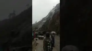 CURRENT SITUATION NH44 PANTIHAL. Heavyshooting stones at pantihal traffic movement stopped