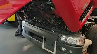 levage cabine Renault premium rouge 420 dci