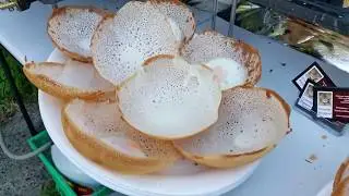 Crunchy Hoppers at another party