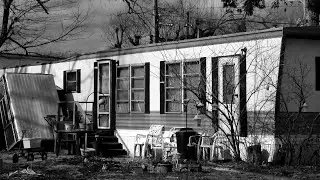 Roadside Lullaby [Official Music Video] - Scott Greeson; photos by Terry Lyons