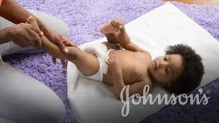How to Massage Baby&rsquo;s Arms and Legs | JOHNSON&rsquo;S&reg;