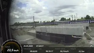 Z okna pociągu TLK 13101 Malinowski - trasa Kraków - Bochnia