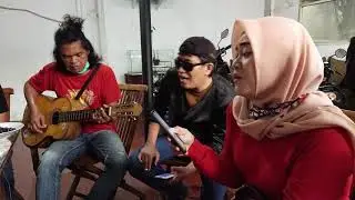 VIRAL!! PENGAMEN BERSUARA EMAS MENYANYIKAN LAGU BAHTERA CINTA DAN DEEN ASSALAM