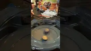 Beyblade Burst Pro Series.. Wizard Fafnir vs Judgement Joker
