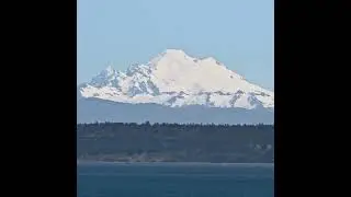Wow, Beautiful Mt. Baker. Yeties Love Skiing There
