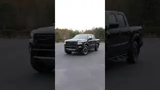 2023 Nissan Frontier PRO-4X | Universal Nissan