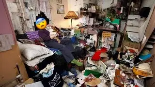 😵THIS BED IS NOT A PERSON BUT A BIG PILE OF GARBAGE! 🤢IT STINKS!#cleanwithme #cleaning #cleaner