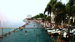 Marina Bay Sands SkyPark Infinity Pool, Singapore