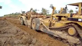 SCRAPER 621B  E CAT D8N