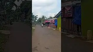 jalan-jalan santai#shorts #jalandesa #music #naikmotor #suasanayangindah