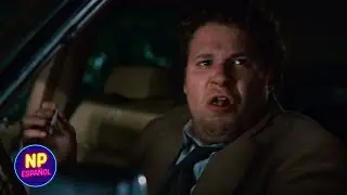 Seth Rogen Presencia Un Asesinato | Pi&ntilde;a Express (2008) | Now Espa&ntilde;ol