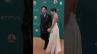 에미상 시상식에 손 꼭 잡고 등장한 8년차 연인 이정재 임세령