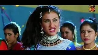 দু পায়ের মাঝখানে আস্তে করে ঢুকালাম do payer majkhane bangla song (funny videos) 😂😂