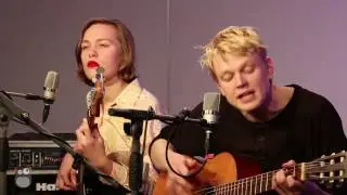 Sauropod &ndash; Running Song || Live Session @uniFM Studio