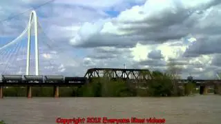 DGNO (CFNR 105) crosses the Trinity river at Dallas, Tx. 03/21/2012 &copy;