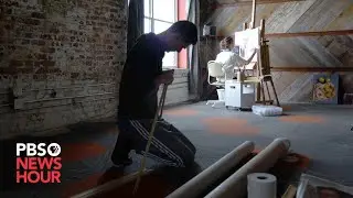 Ukrainian artists who cannot return home form new community in U.S.