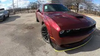 ''NEW'' Dodge Challenger R/T ScatPack WideBody VS Regular body comparison.