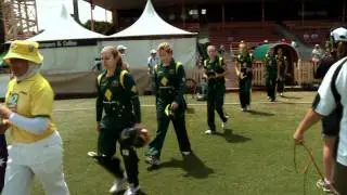 MATCH DAY | With Southern Star Meg Lanning