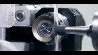 Diamond rotary dresser for dressing diamond grinding wheel