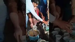 Syed Farhan Ali Waris Distributing Sabeel At Sehwan sharif