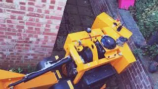 Narrow access predator 38rx stump grinder