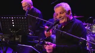 XAMFAINA 20 ANYS - Actuació al Teatre de Salt - L'aiguat d'Olot