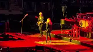Pat Benatar - Invincible - Live New York City 10/30/25