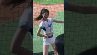 💙性感李雅英-戴培峰應援💙 #cheerleader #美女 #富邦悍將  #baseball #啦啦隊 #台湾野球 #台湾野球チア #可愛い #taiwan