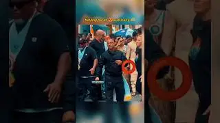 Vijay 💞 Rashmika holding hands😍 in public #rashmikamandanna #vijayrashmika #vijaydevarakonda #shorts