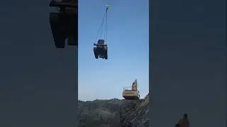 5 ton digger lifting with crane🤙☝️#construction #crane #lifting