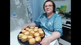 И СНОВА ПЕСОЧНЫЕ КОРЗИНОЧКИ / АЙЛЕКС ЖДЁТ ИРУ С РАБОТЫ.