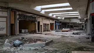 Huge Abandoned Mall (Jamestown Mall, Missouri)