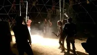 Pester and Scabies fight at Thunderdome