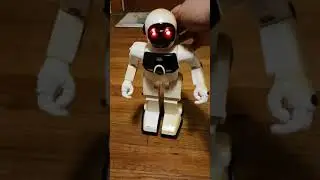 Silverlit: MaxiBot (Program-A-Bot)