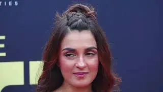 Shiny Doshi & Amit Barkshi Grace The Carpet Of Entering The 50 Show